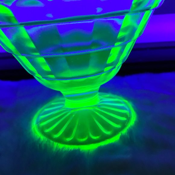 Vintage Vaseline Uranium Sorbet Ribbon Hazel Atlas #4 - Picture 3 of 6